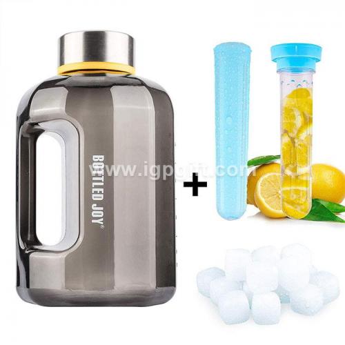 High-capacity sports bottle for gym
