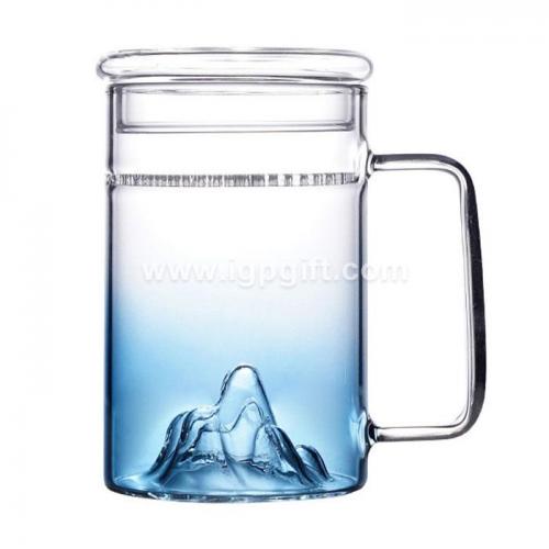 Transparent moutain view glass